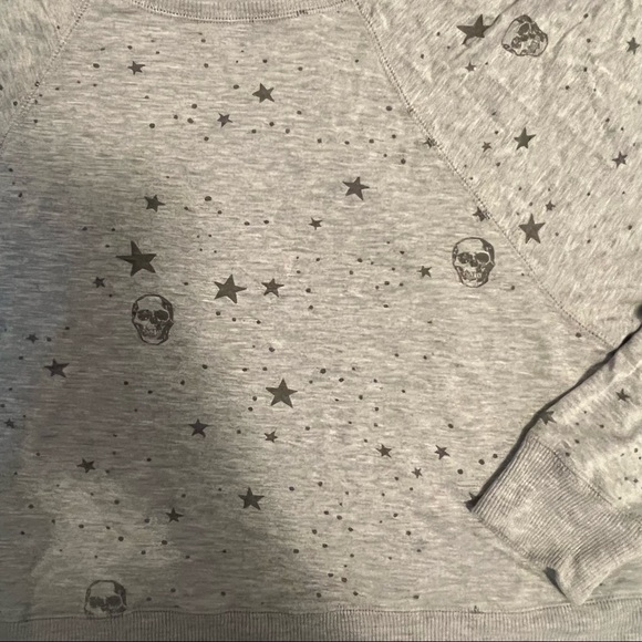 ZSuply Star&Scull trendy sweatshirt - Picture 4 of 4